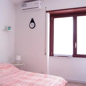 https://chez-moi-rome.it-romehotels.com