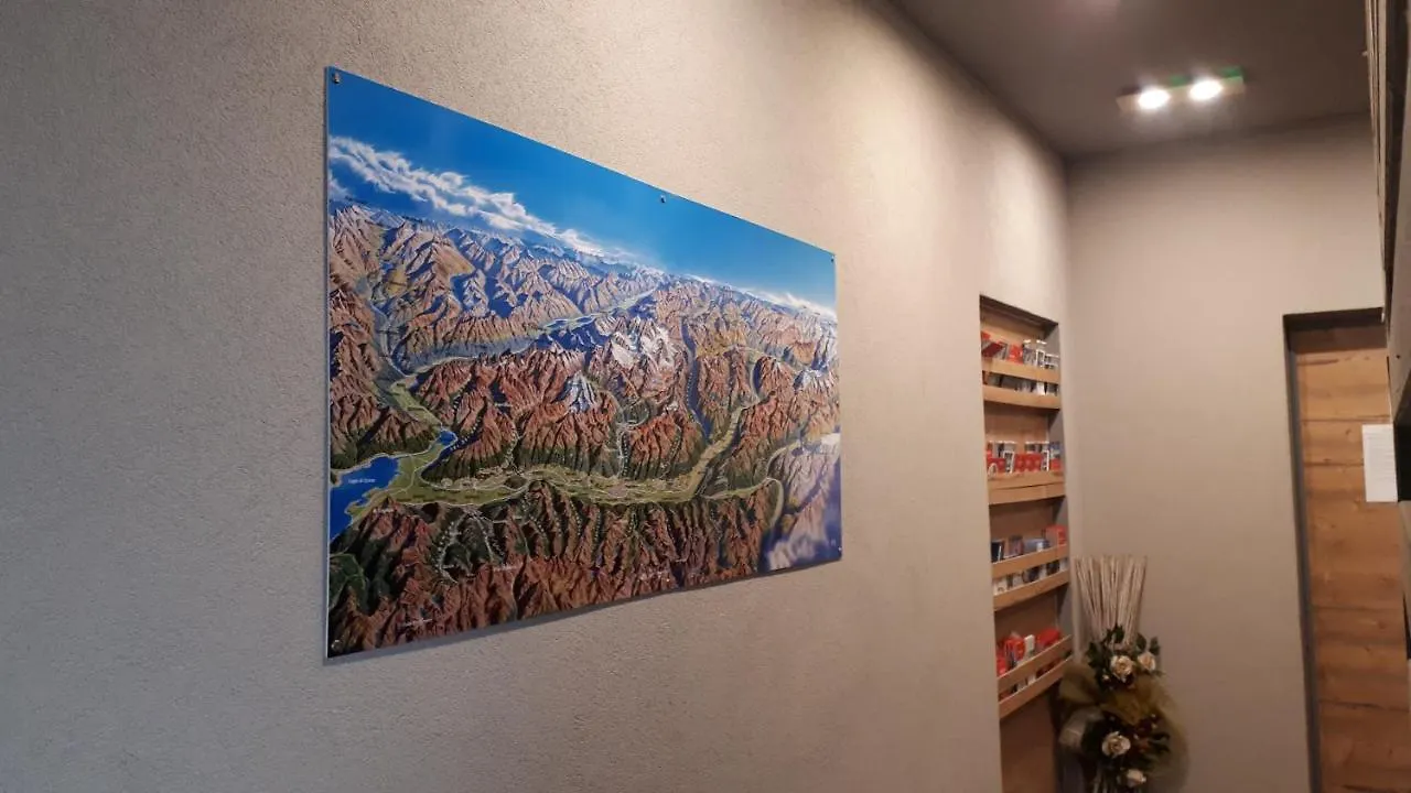 Hotel Bed & Rooms , Corte Rossa -1 Min Walk To Bernina Express Tirano Italy