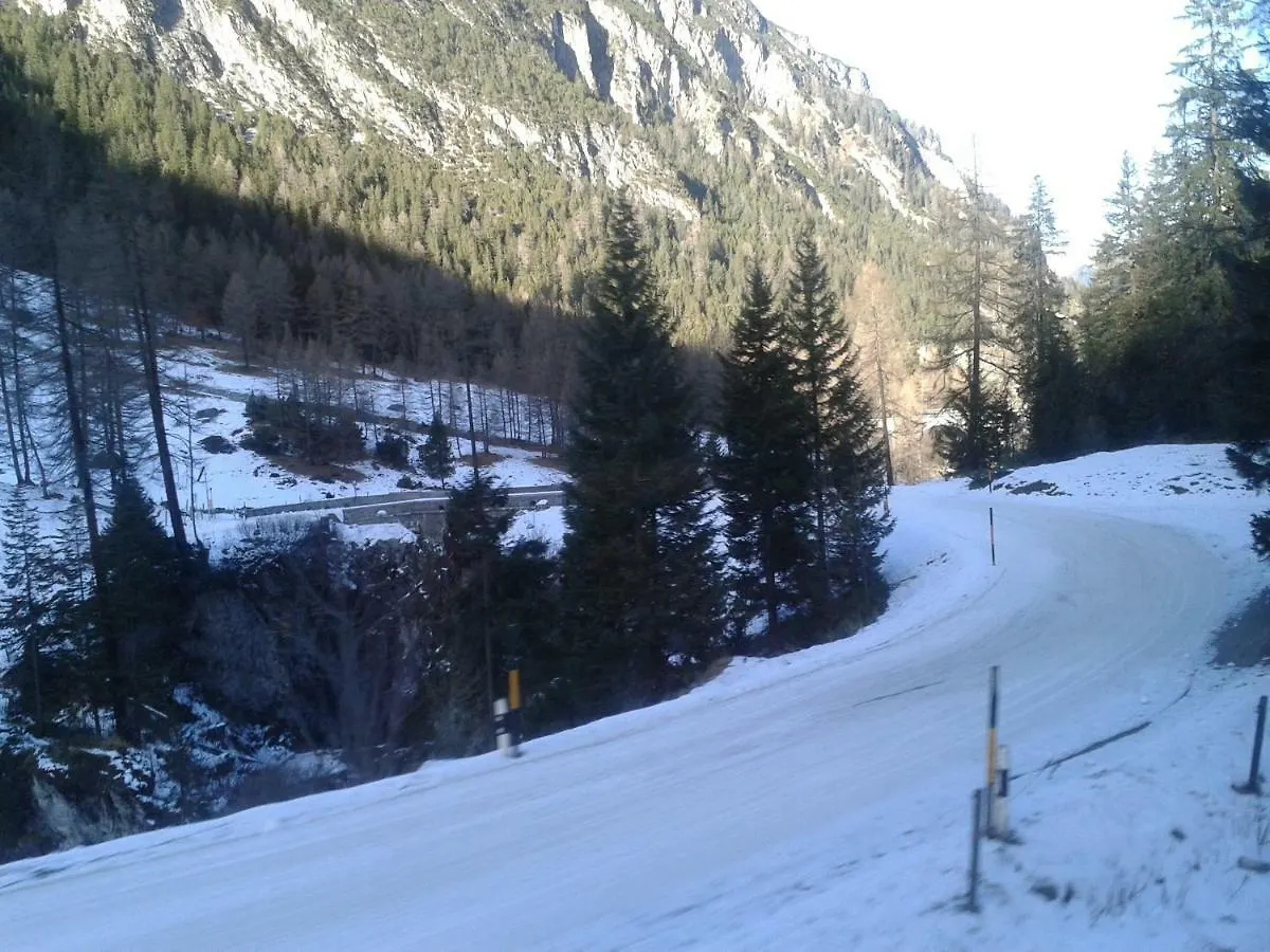 Hotel Bed & Rooms , Corte Rossa -1 Min Walk To Bernina Express Tirano
