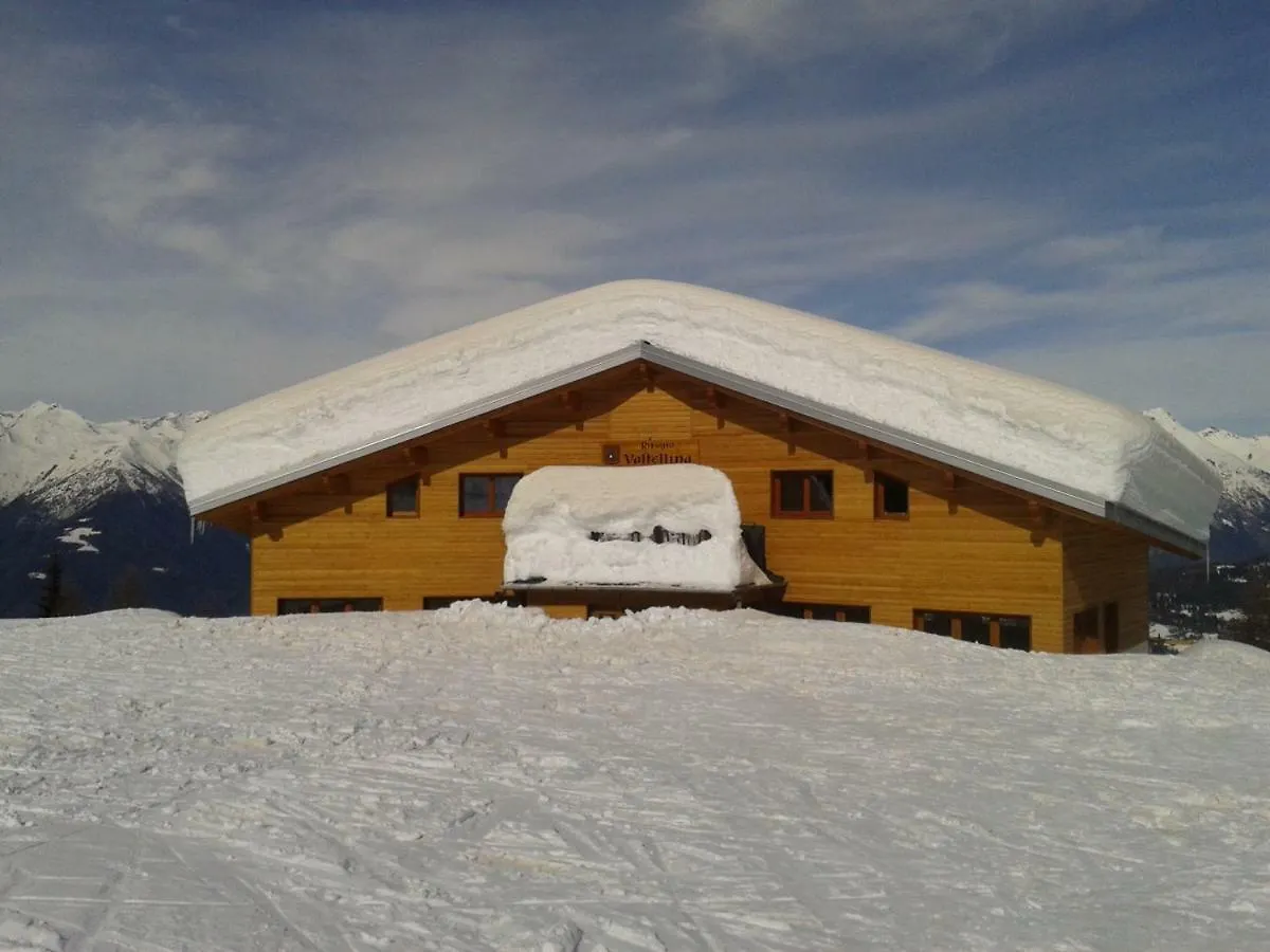 **  Hotel Bed & Rooms , Corte Rossa -1 Min Walk To Bernina Express Tirano Italy